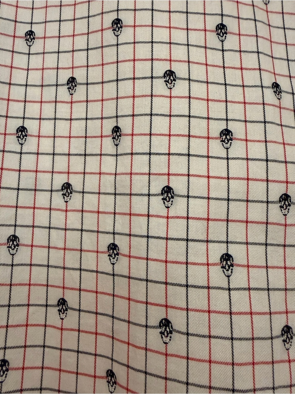 Alexander McQueen Casual Short-Sleeve Button-Down Shirt in White w/ Black Skulls - Picture 2 of 8